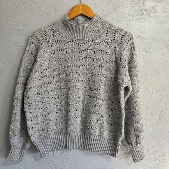 Time and Tru Womans Gray and Silver Sweater Size Large - Picture 4 of 8
